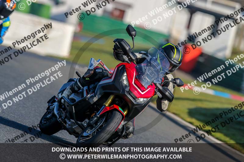 PJM Wedding Photography;enduro digital images;event digital images;eventdigitalimages;mallory park;mallory park photographs;mallory park trackday;mallory park trackday photographs;no limits trackdays;peter wileman photography;racing digital images;trackday digital images;trackday photos